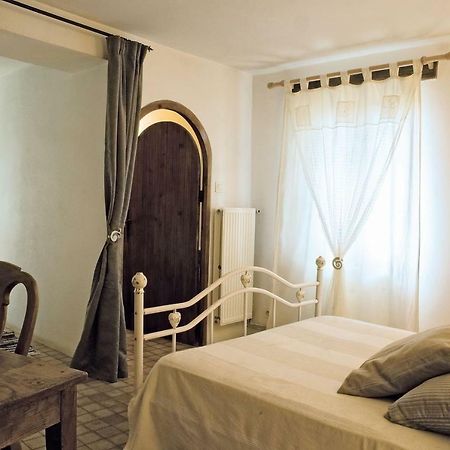 Maison De Dame Tartine Issirac Esterno foto