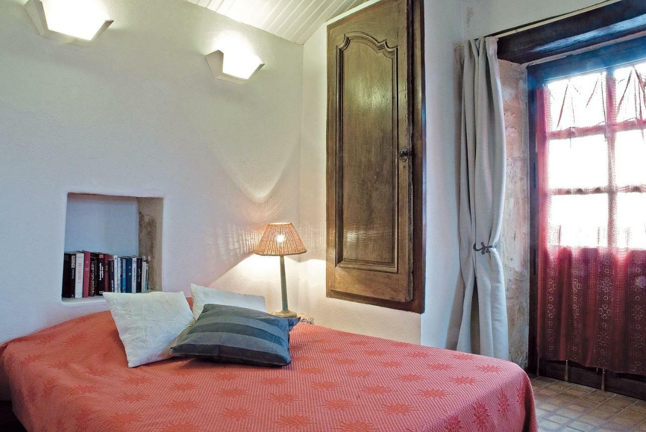 Maison De Dame Tartine Issirac Esterno foto